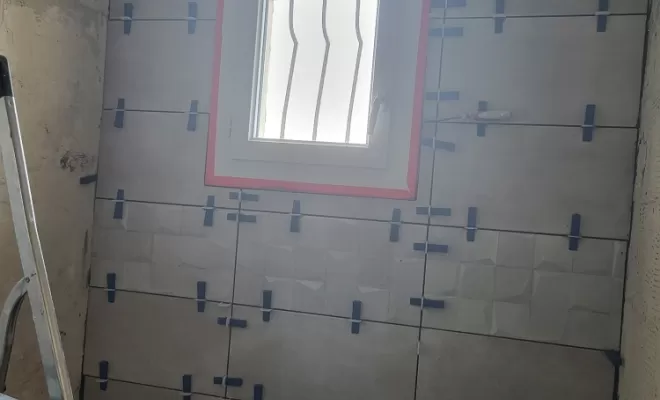 Rénovation salle de bain à Muret, pose faïence sur murs, Chik Peinture & Inside