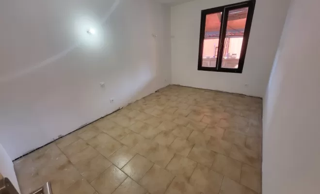 Pose parquet flottant chêne stratifié à Venerque