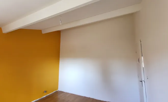 Rénovation peintures murs et plafonds 2 chambres et WC à Venerque 