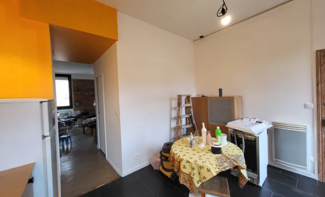 Mise en peinture d'une cuisine murs et plafond à Portet sur Garonne