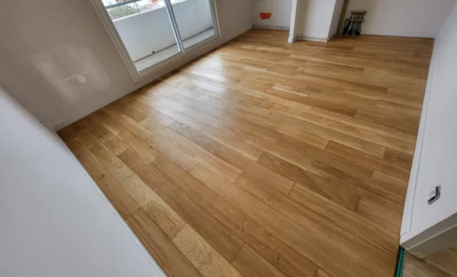Rénovation d'un parquet en chêne massif : étapes et conseils, Labarthe-sur-Lèze, Chik Peinture & Inside